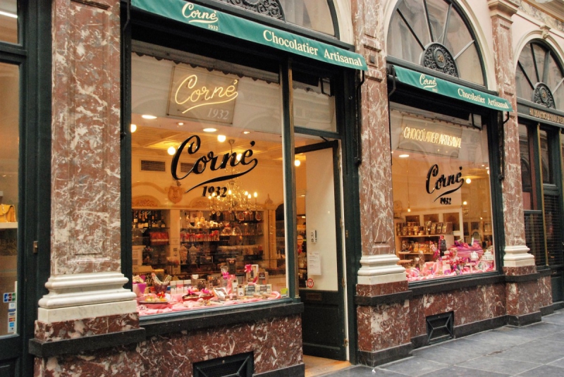 patisserie-BENDEJUN-min_chocolate_chocolaterie_shop_luxury_chic_gallery_brussels_belgium-558146